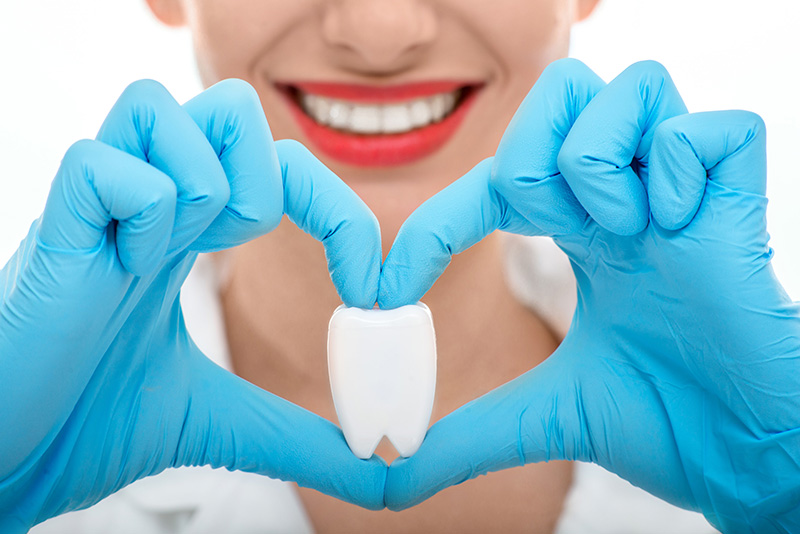 dental implants service in saskatoon
